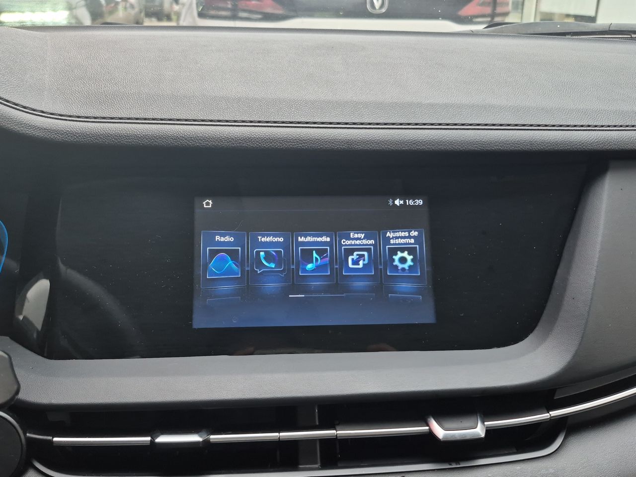 Changan Cs15 Cs15 Hb 4x2 1.5 2024 Usado en Usados de Primera - Sergio Escobar