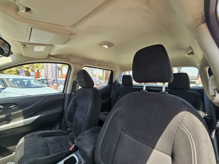 Nissan Np300 Dc 2.5 Mt 2018 Usado  Usado en Kovacs Usados