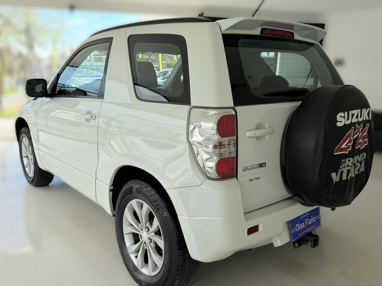 Suzuki Grand vitara Glx Sport 4x4 2.4 2013 Usado en Automotriz Olea Flaño