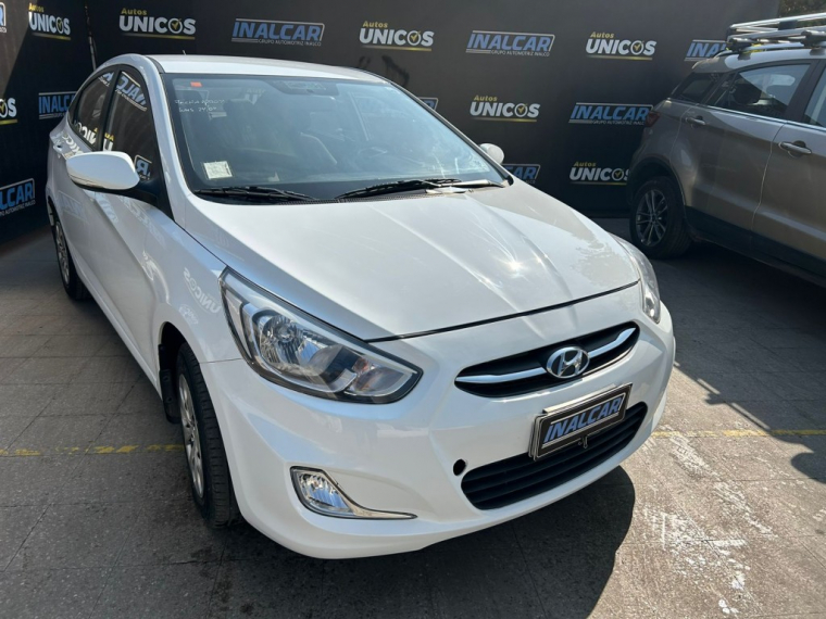 Hyundai Accent Rb Gl Aut 2017 Usado  Usado en Webautos.cl