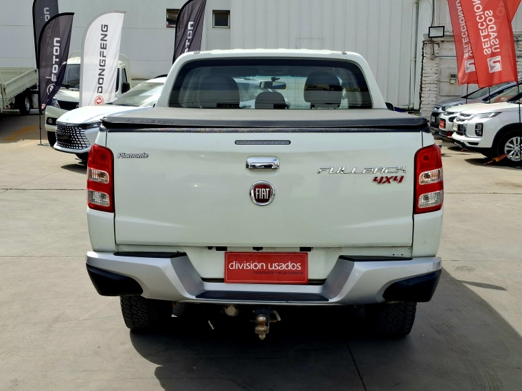 Fiat Fullback Fullback Gls 2.4l Td 152hp Dc 4wd 6mt 2018 Usado en Rosselot Usados