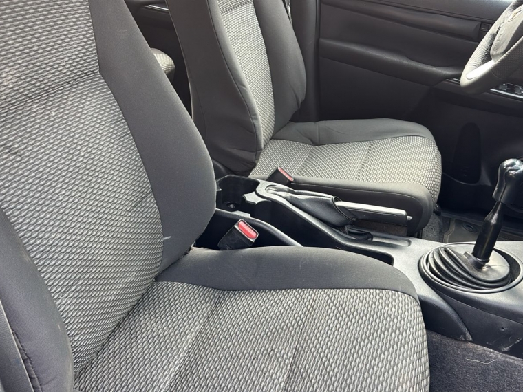 TOYOTA HILUX  Dcab DX 4x2 2.4cc - imagen 12