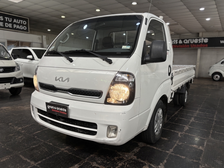 Kia Lx 2.5l 6mt Abs Ac 2022  Usado en Grass & Arueste