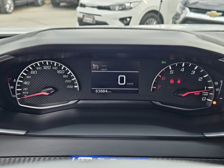 Peugeot 2008 .5 Active Pack Bluehdi 100 Mt 2022 Usado  Usado en Kovacs Usados