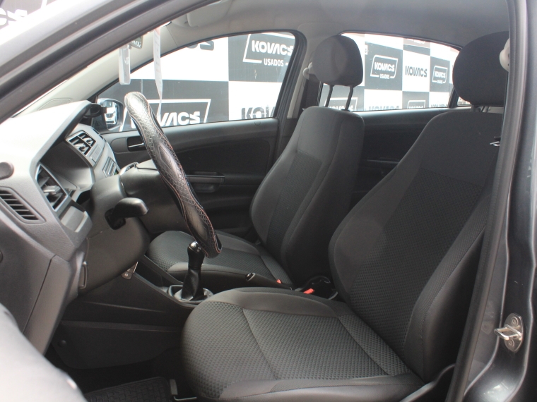 Volkswagen Gol 1.6  Trendline  Lite Mt 2022 Usado  Usado en Kovacs Usados