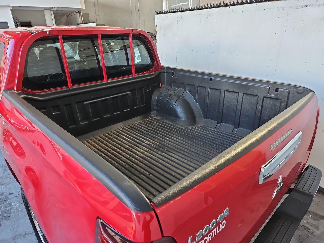 Mitsubishi L200 L200 Katana Crt 4x4 2.4 2022 Usado en Usados de Primera - Sergio Escobar