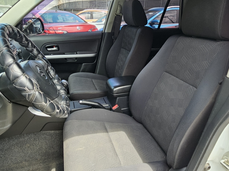 Suzuki Grand nomade Gran Nomade Glx 4x4 2.0 At 2017 Usado en Rosselot Usados