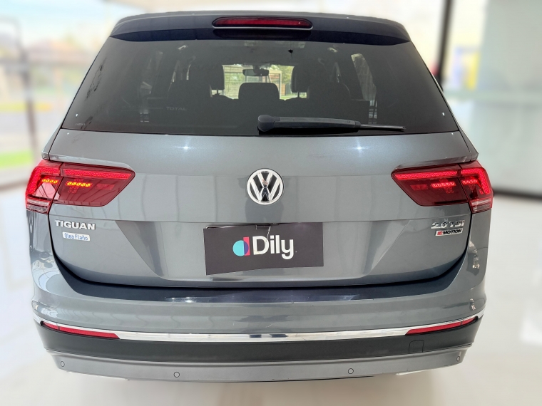 Volkswagen Tiguan Limited Tsi 2.0 Aut  2018 Usado en Automotriz Olea Flaño
