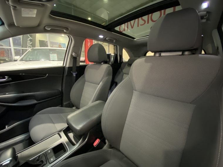 Kia Sorento New Sorento C Ex 2.2l Dsl 8at 2wd Special Pack 4x2 - 2048 2020 Usado en Rosselot Usados
