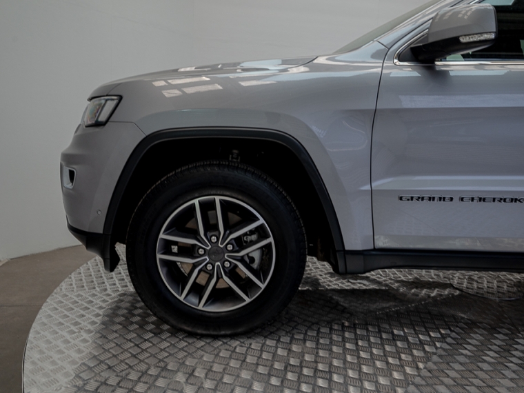 Jeep Grand cherokee Grand Cherokee Laredo 4x2 2022 Usado  Usado en Pompeyo