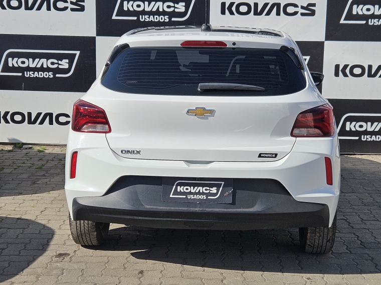 Chevrolet Onix Hb Lt Mt 2023 Usado  Usado en Kovacs Usados