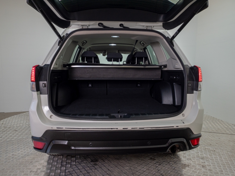 Subaru Forester 2.0 Awd Dynamic Es At 4x4 2021 Usado  Usado en Webautos.cl
