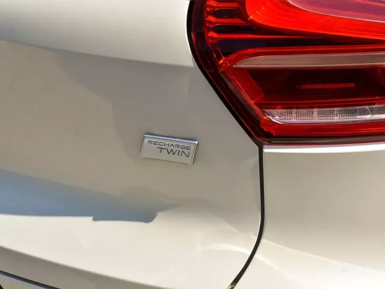 Volvo Xc40 2.0 T5 Hybrid At 4x4 Hibrido 2024 Usado Usado en BMW Premium Selection Volvo Xc40 2.0 T5 Hybrid At 4x4 Hibrido 2024 Usado Usado en BMW Premium Selection