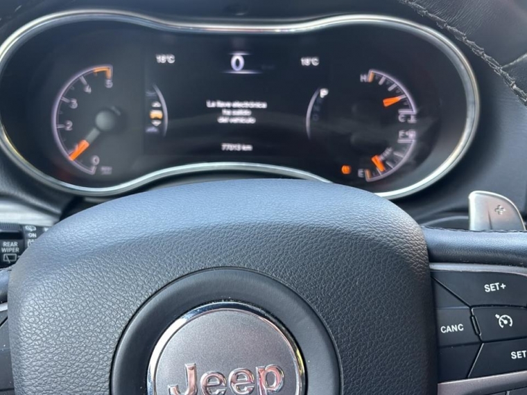 JEEP GRAND CHEROKEE LAREDO 4x4 3.0 AUT - imagen 11
