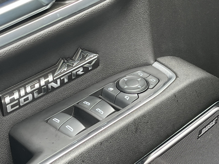 Chevrolet Silverado 3.0 Td High Country At 4x4 Diesel 2023 Usado  Usado en Kovacs Usados