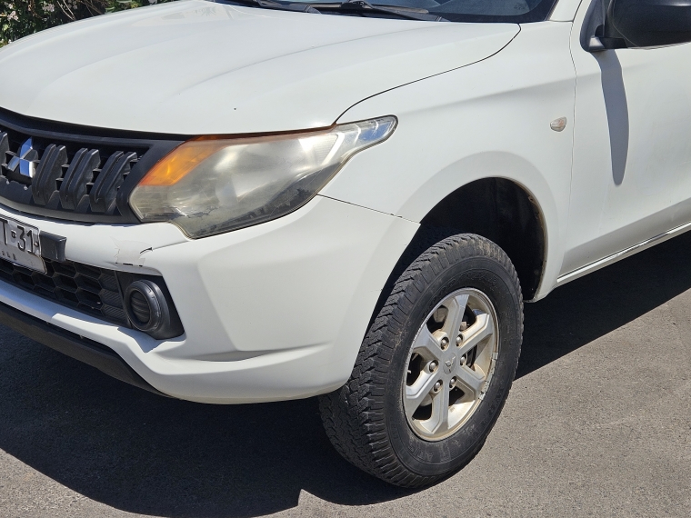 Mitsubishi L200 Work Cr 2.4 2017 Usado  Usado en Autoselect Usados