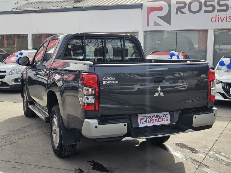 Mitsubishi L200 L200 Work Cr Wf 2.4 2023 Usado en Rosselot Usados