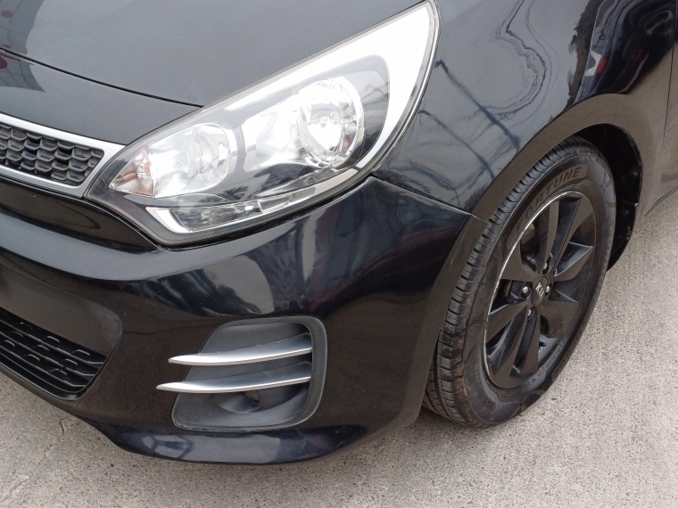 Kia Rio 5 Rio 5 Ex 1.4 2017 Usado en Rosselot Usados
