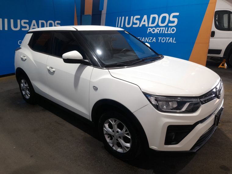Ssangyong Tivoli 1.6 Glx Tx1011 4x2 Mt 5p 2021 Usado  Usado en Webautos.cl