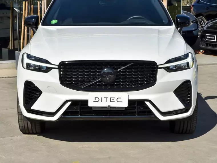 Volvo Xc60 T8 Recharge 4x4 2.0 Aut 2025 Usado Usado en BMW Premium Selection Volvo Xc60 T8 Recharge 4x4 2.0 Aut 2025 Usado Usado en BMW Premium Selection