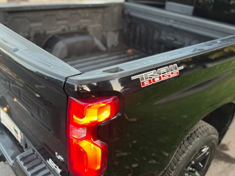 Chevrolet Silverado  2021 5.3 Lt Trailboss Z71 4x4  2021 Usado en Autoadvice Autos Usados