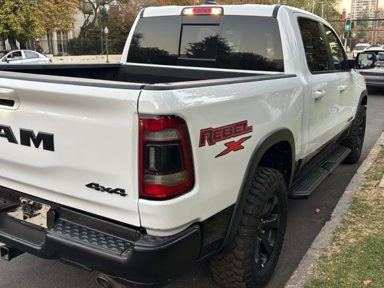 RAM 1500 REBEL CREW 4x4  5.7 AUT - imagen 4