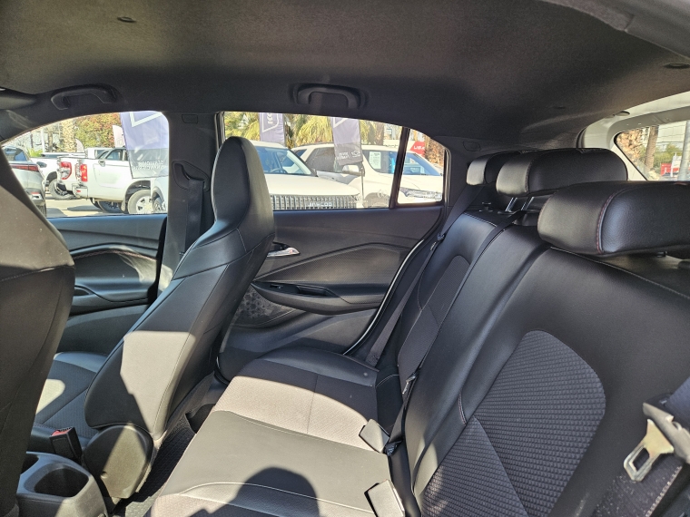 Chevrolet Onix Rs 1.0t Mt 2025 Usado  Usado en Kovacs Usados