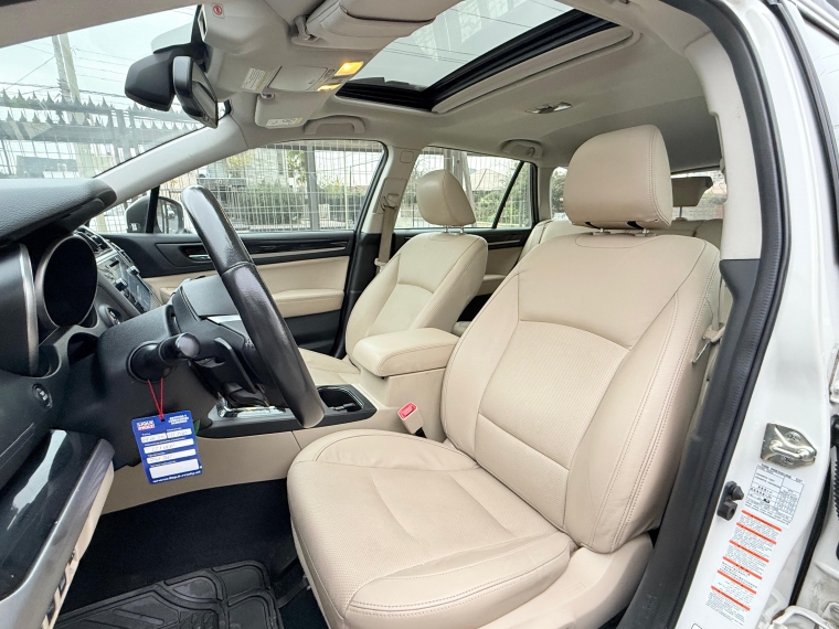 Subaru Outback 2.5i Aut 2019 Usado en Automotriz Olea Flaño