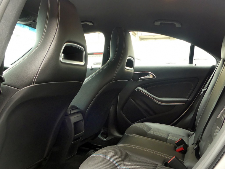 Mercedes benz 180 Cla 180 Aut 2018 Usado  Usado en Webautos.cl