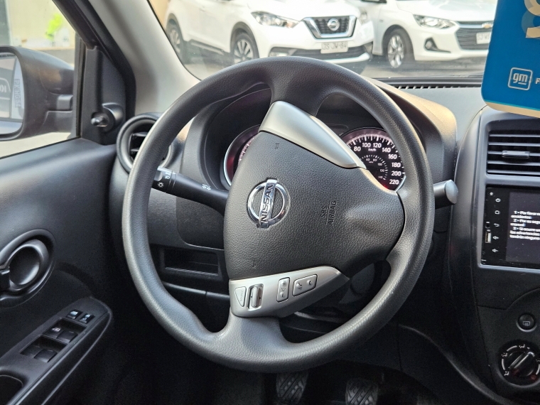 Nissan Versa 1.6  Sense  Mt 2021 Usado  Usado en Kovacs Usados