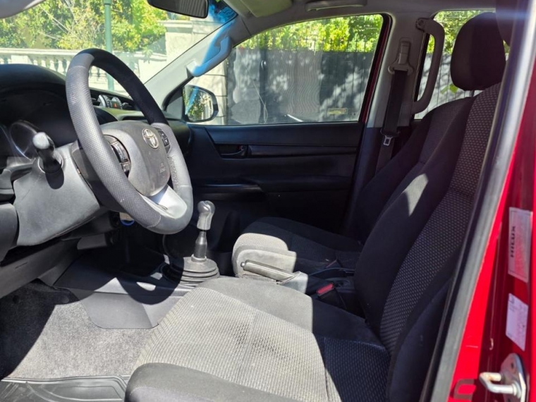 Toyota Hilux Dx 4x4 2.4 2022  Usado en Autos