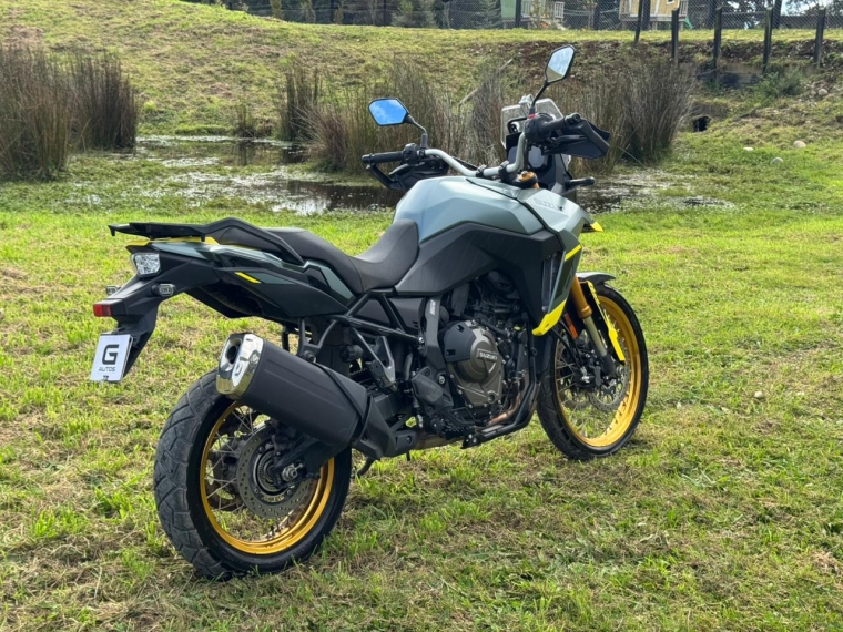 Suzuki Vl-800 V Strom 800 De 2025 Usado en G Autos Automotriz - G Autos