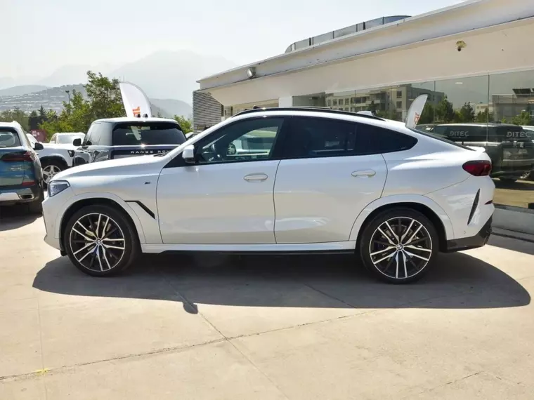 Bmw X6 4.4 M50i X-drive 4wd At 5p 2023 Usado  Usado en Webautos.cl