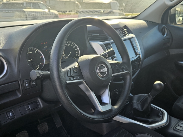 Nissan Navara Xe 4x4 Mt Dc Awd 2.3  (facturable) 2025 Usado  Usado en Kovacs Usados