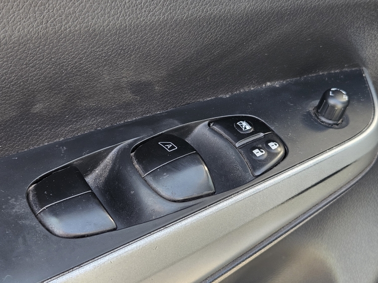 Nissan Np300 Dcab Xe 2.3 2018 Usado  Usado en Autoselect Usados