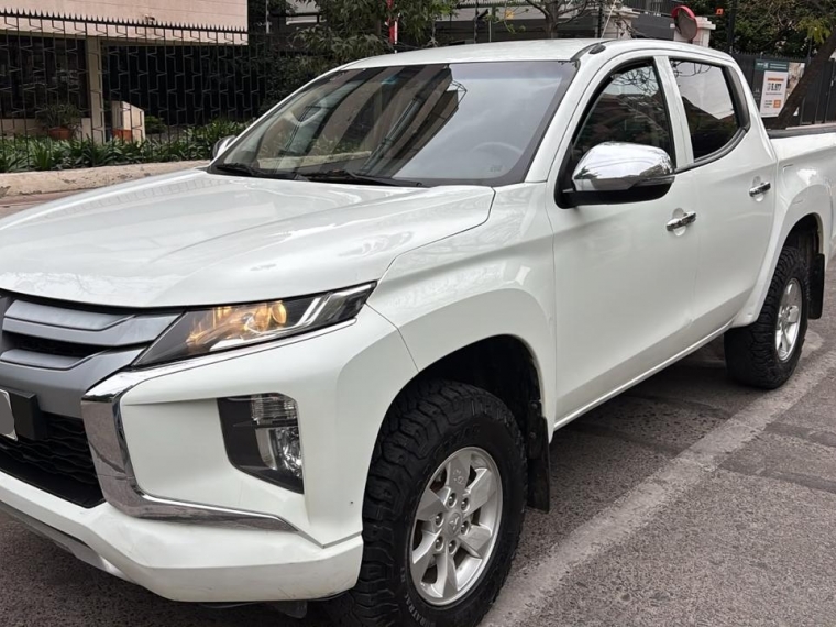 Mitsubishi L200 Katana Crt 4X4 2.4Cc