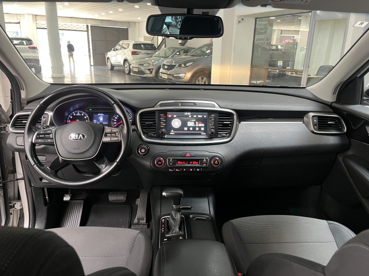 Kia Sorento Ex 2.4l Gsl Aut 2wd 2019  Usado en Grass & Arueste Usados