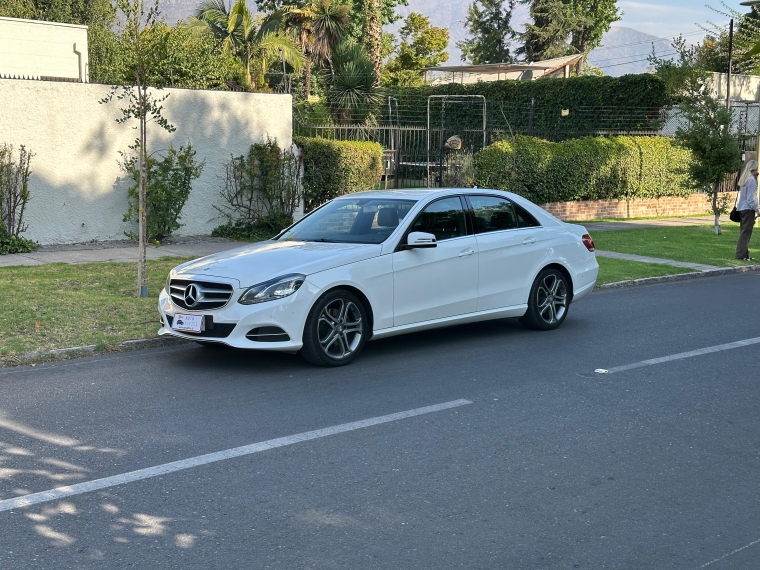 MERCEDES BENZ E 200 AUT 2015