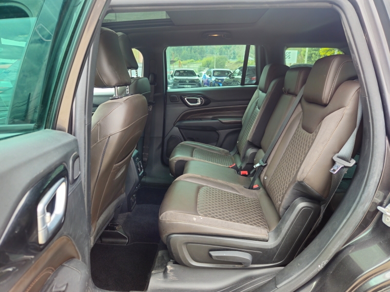 Jeep Commander Commander Overland 4x4 2.0 Aut 2022 Usado en Rosselot Usados