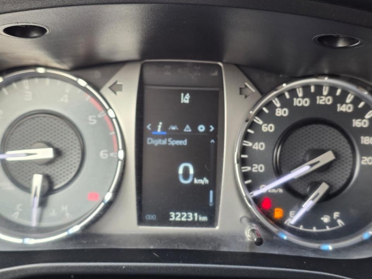 TOYOTA HILUX DX 4X2  2.4 - imagen 9