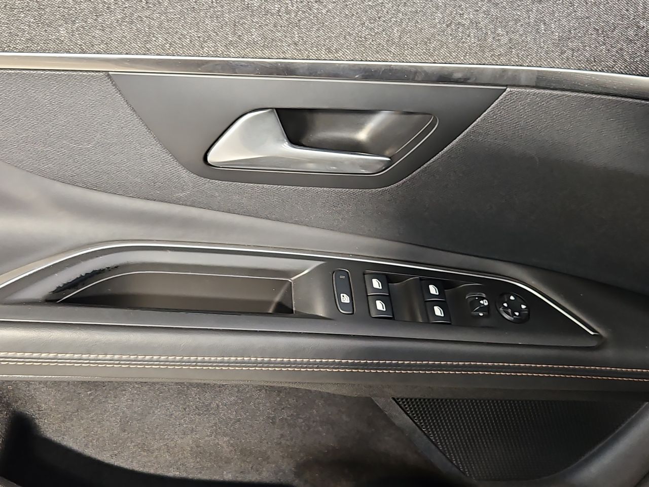 Peugeot 3008 3008 Gt Line 1.6 Aut 2019 Usado en Usados de Primera - Sergio Escobar