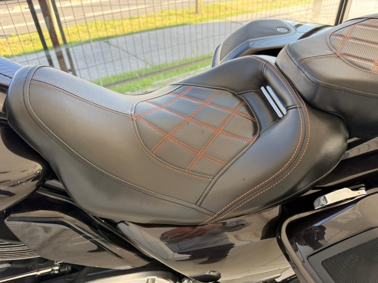 Harley-davidson Flhxse cvo street glide 1923 Cc 2021 Usado en Automotriz Olea Flaño