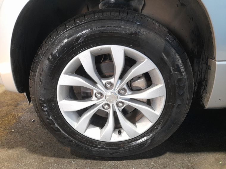 Suzuki Grand nomade 2.4 Glx Nav 2wd Mt 5p 2019 Usado  Usado en Webautos.cl