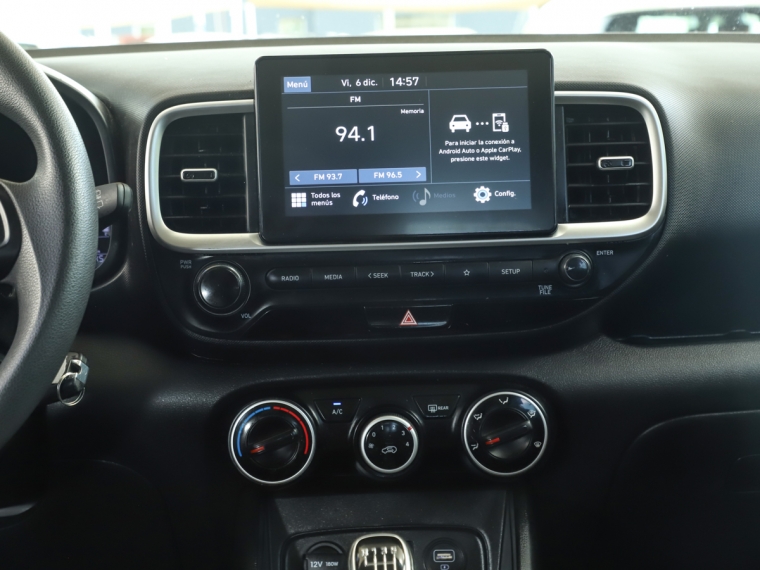 Hyundai Venue Qx 1.6 Mt Plus 2021 Usado  Usado en Webautos.cl