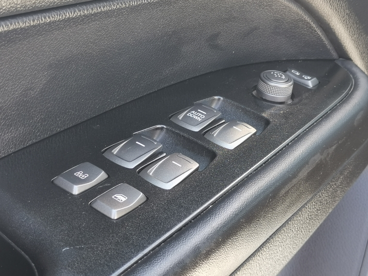 Ssangyong Grand musso Musso Grand 2.2 2024 Usado en Rosselot Usados