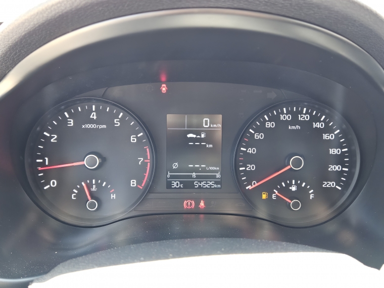 Kia Rio 5 Rio 5 Lx 1.4l 6mt Ac Ci - 2126 2021 Usado en Rosselot Usados