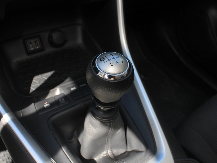 Toyota Rav4 2.0   Le Mt 2022 Usado  Usado en Kovacs Usados