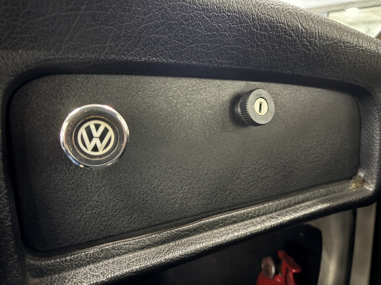 Volkswagen Escarabajo 1.6l 4mt  1998  Usado en Grass & Arueste