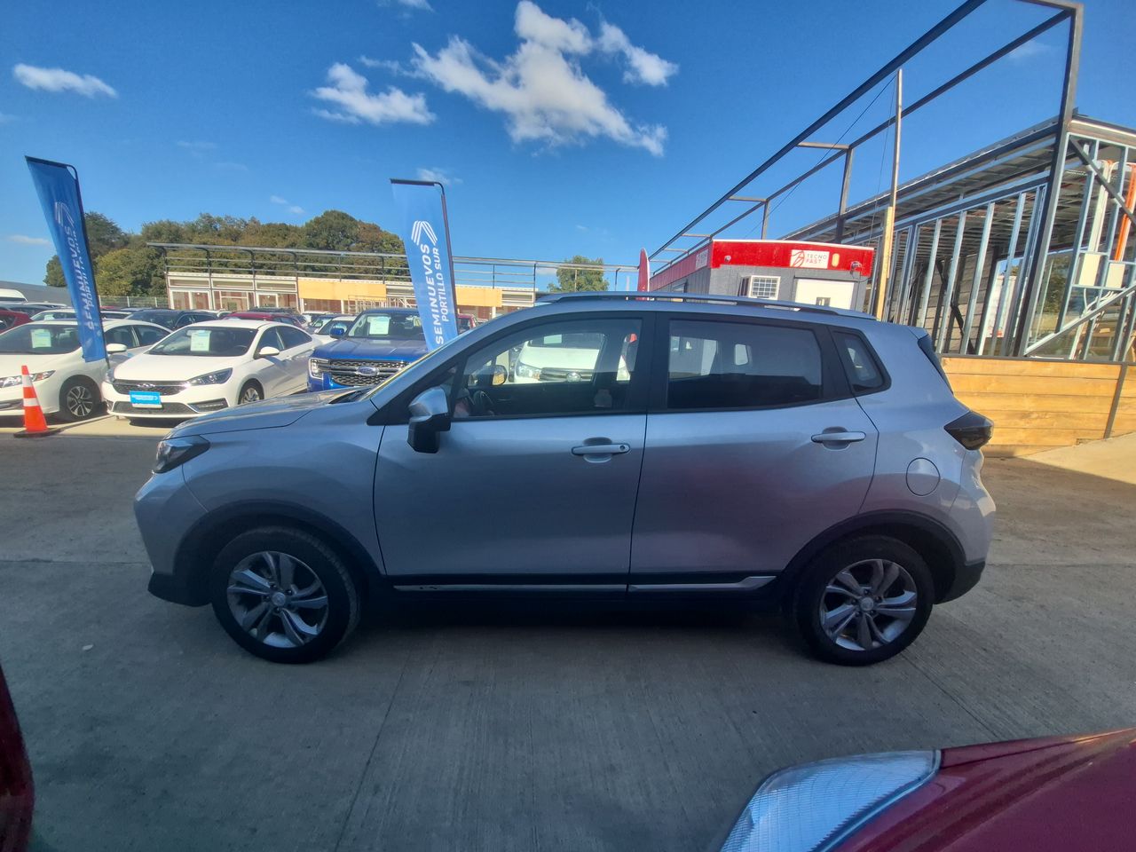 Changan Cs15 Cs15 Hb 4x2 1.5 2022 Usado en Usados de Primera - Sergio Escobar