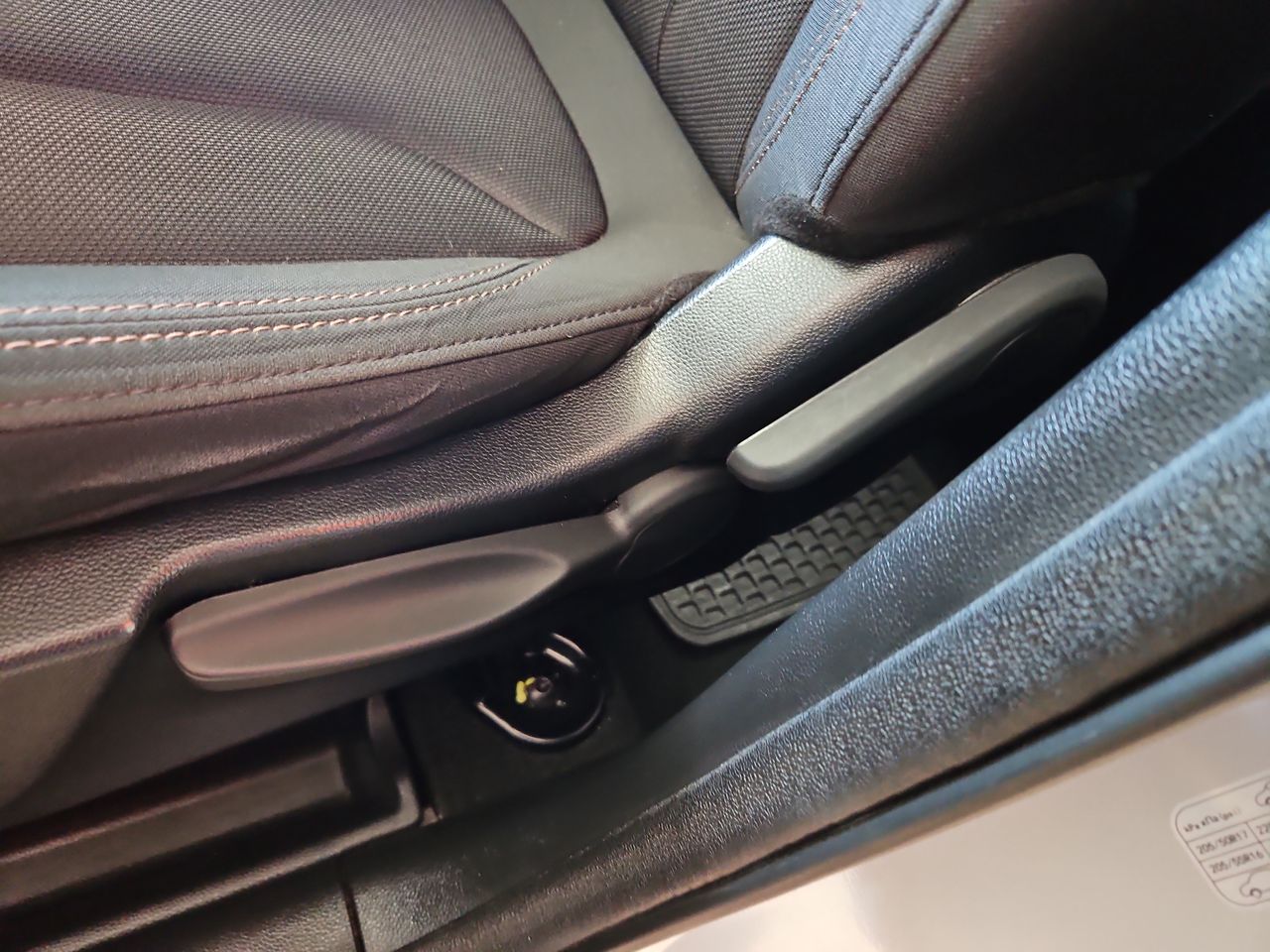 Changan Cs15 Cs15 Hb 4x2 1.5 2023 Usado en Usados de Primera - Sergio Escobar